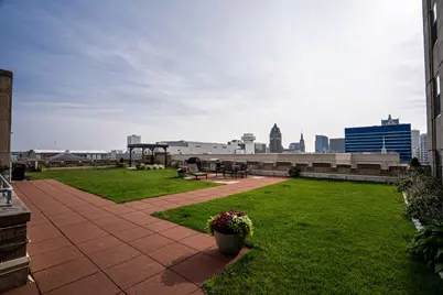 606 W Wisconsin Ave #1102, Milwaukee, WI 53203 - Photo 18