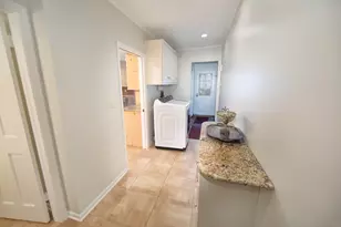 229 Indian Creek Ct, Fox Point, WI 53217 - Photo 18