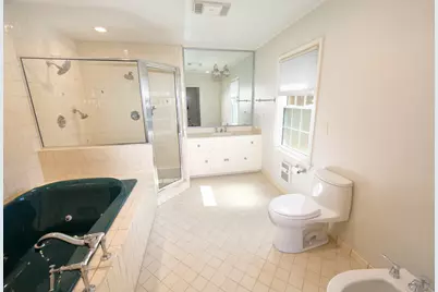 229  Indian Creek Ct, Fox Point, WI 53217 - Photo 36