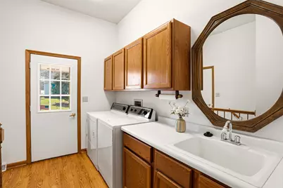 W150N10257  Windsong Cir, Germantown, WI 53022 - Photo 26