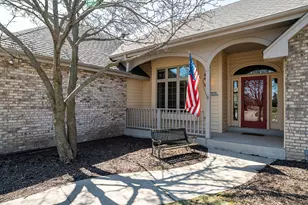 W150N10257 Windsong Circle, Germantown, WI 53022 - Photo 40