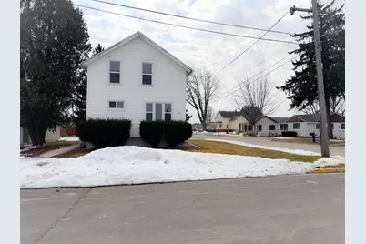 547  Madison St, Reedsville, WI 54230 - Photo 4