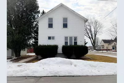 547  Madison St, Reedsville, WI 54230 - Photo 2