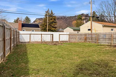 2401  30th St, La Crosse, WI 54601 - Photo 26