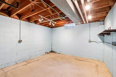 18215  Parish Dr, Brookfield, WI 53045 - Photo 42