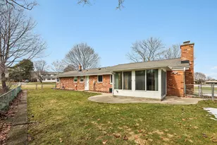 18215 Parish Dr, Brookfield, WI 53045 - Photo 46