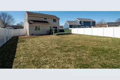 3533  Rivers Crossing Dr, Waukesha, WI 53189 - Photo 24