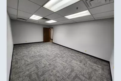 15850 W Bluemound Rd #306, Brookfield, WI 53005 - Photo 2