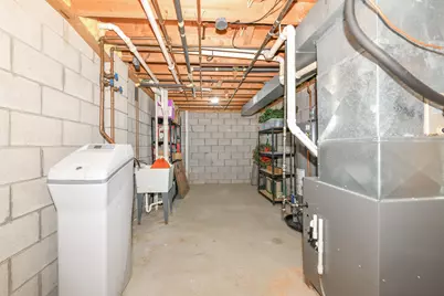 W176S8429  Clearbrook Dr, Muskego, WI 53150 - Photo 36