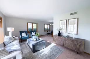 3340 S Russel Rd, New Berlin, WI 53151 - Photo 14