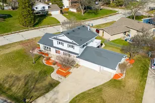 3340 S Russel Rd, New Berlin, WI 53151 - Photo 34