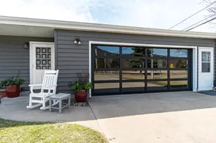 3814 Holly Pl, La Crosse, WI 54601 - Photo 4