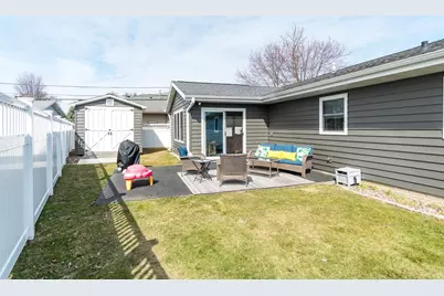 3814  Holly Pl, La Crosse, WI 54601 - Photo 10