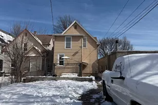 1813 S 60th St, West Allis, WI 53214 - Photo 4