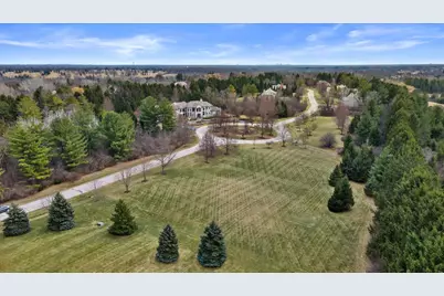 13965 N Pine Bluff Rd, Mequon, WI 53097 - Photo 14