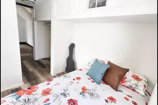 4235 W Fairmount Ave, Milwaukee, WI 53209 - Photo 8