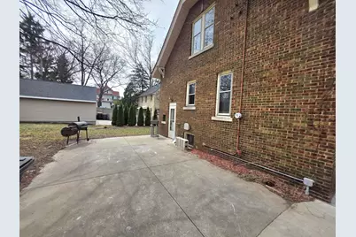 1640 N 69th St, Wauwatosa, WI 53213 - Photo 14