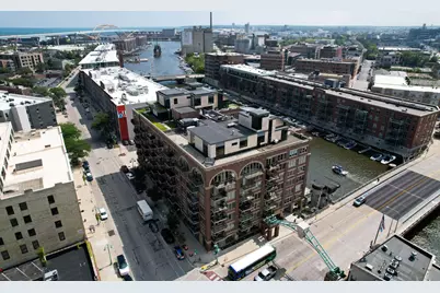 102 N Water St #504, Milwaukee, WI 53202 - Photo 26