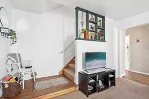 1308 West End Rd, Waukesha, WI 53188 - Photo 10