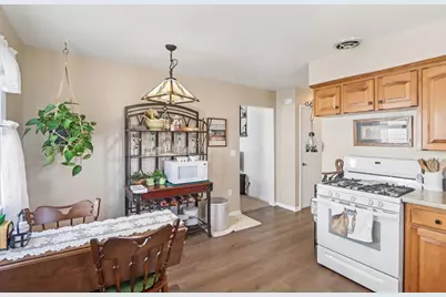 1308  West End Rd, Waukesha, WI 53188 - Photo 12