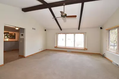 10570  Pallottine Dr, Greenfield, WI 53228 - Photo 12