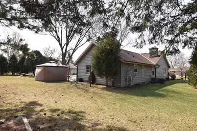 10570  Pallottine Dr, Greenfield, WI 53228 - Photo 50