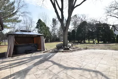 10570 W Pallottine Dr, Greenfield, WI 53228 - Photo 44