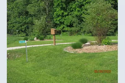 W331S4025  Connemara Dr, Genesee, WI 53118 - Photo 44