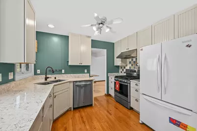 W331S4025  Connemara Dr, Genesee, WI 53118 - Photo 8