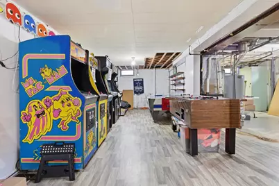 3134 S 98th St, Milwaukee, WI 53227 - Photo 22