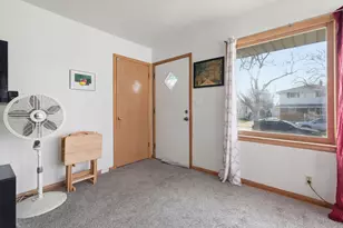 3134 S 98th St, Milwaukee, WI 53227 - Photo 8