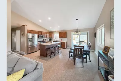 4717 S 15th St, Sheboygan, WI 53081 - Photo 8