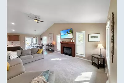 4717 S 15th St, Sheboygan, WI 53081 - Photo 2