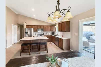 4717 S 15th St, Sheboygan, WI 53081 - Photo 6