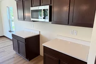 754 Pleasant Park Ct, Johnson Creek, WI 53038 - Photo 12