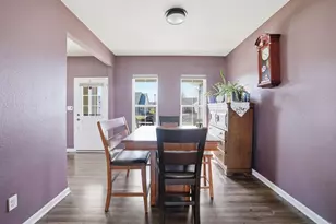 717 Chadwick Dr, Watertown, WI 53094 - Photo 10