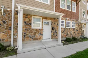 205 Fox St, Mukwonago, WI 53149 - Photo 8