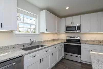 208  Grand Ave, Mukwonago, WI 53149 - Photo 12