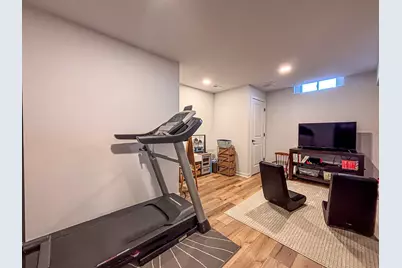 W275N358  Arrowhead Trl, Pewaukee, WI 53188 - Photo 40