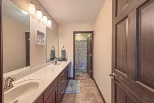 W275N358 Arrowhead Trail, Pewaukee, WI 53188 - Photo 32