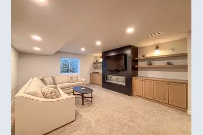 W275N358  Arrowhead Trl, Pewaukee, WI 53188 - Photo 34