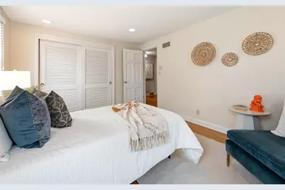 4855 N Ardmore Ave, Whitefish Bay, WI 53217 - Photo 34