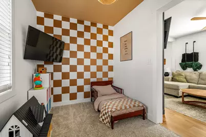 1303  6th St, La Crosse, WI 54601 - Photo 18