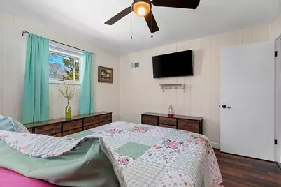 2224  Markham St, Manitowoc, WI 54220 - Photo 18