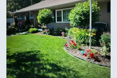 2224  Markham St, Manitowoc, WI 54220 - Photo 4