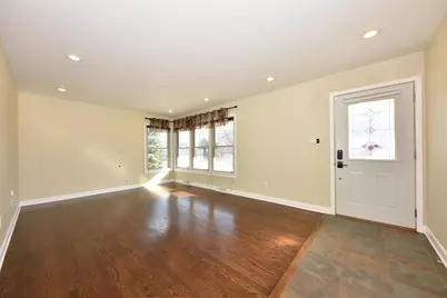 5669 S 24th St, Milwaukee, WI 53221 - Photo 2