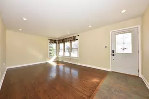 5669 S 24th St, Milwaukee, WI 53221 - Photo 2