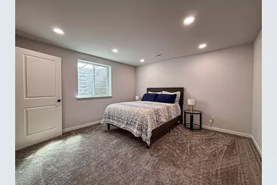 1345  Goldenrod Way, Oconomowoc, WI 53066 - Photo 26