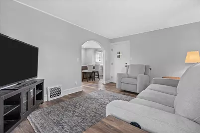 1201  15th Ave, South Milwaukee, WI 53172 - Photo 10