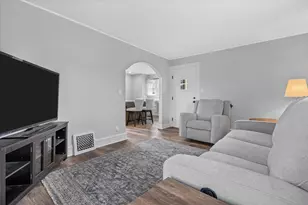 1201 15th Ave, South Milwaukee, WI 53172 - Photo 10